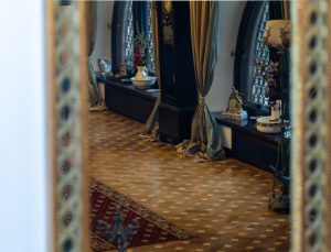 Art. History. Experience. – O incursiune în expoziția artă românească la Casa Tătărăscu